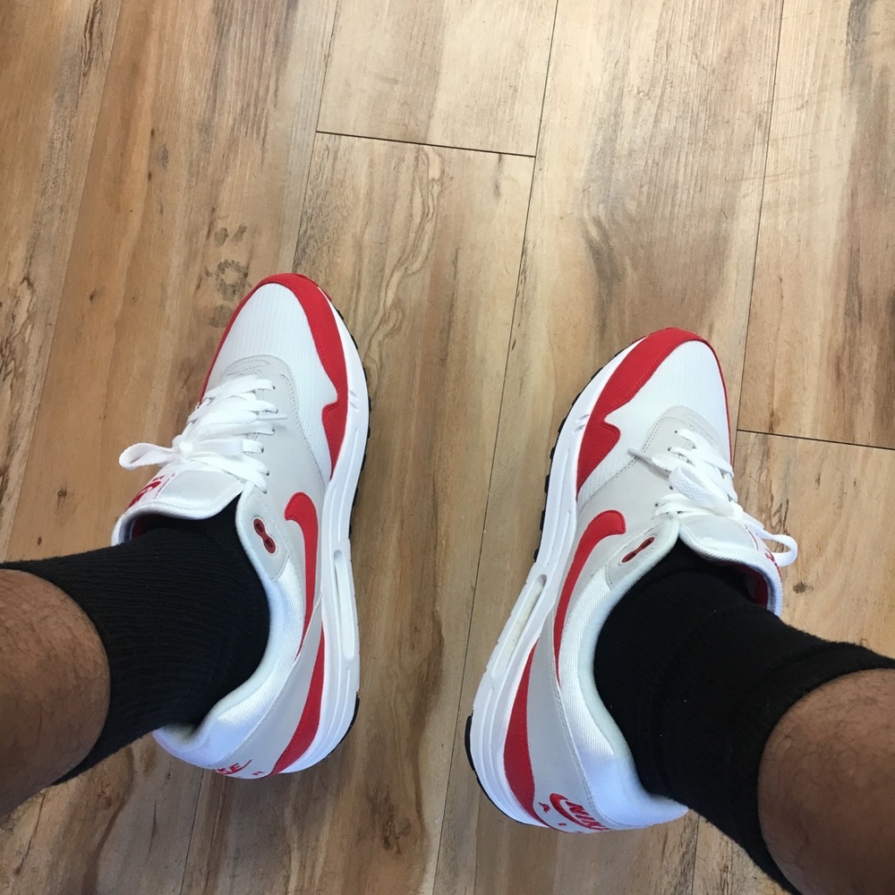 Meet your Posher, Logan